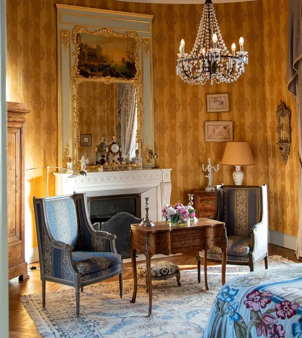 Photo du salon de la chambre de la Baronne Alquier