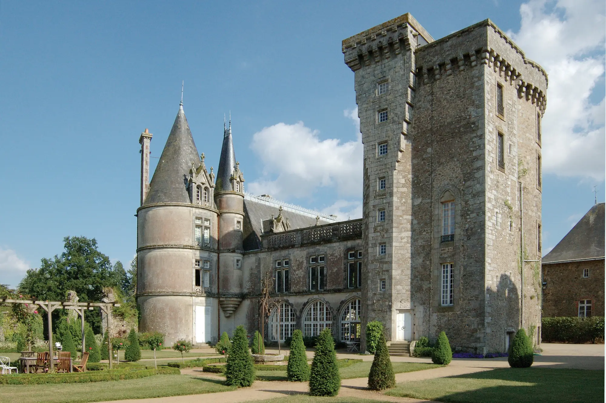 le donjon du château
