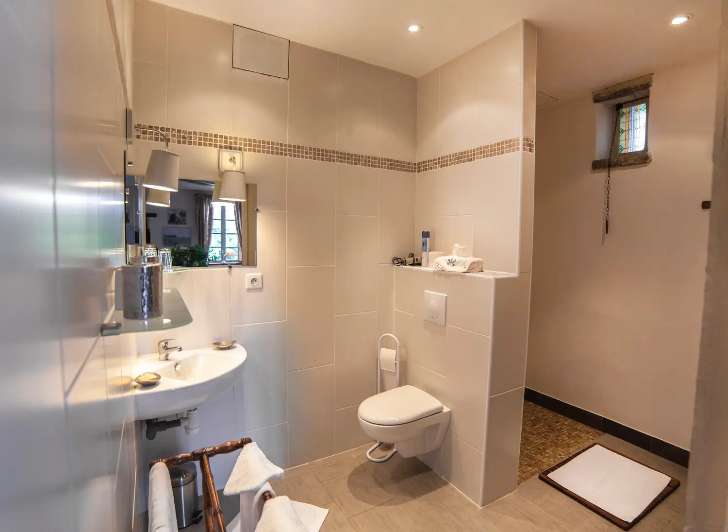 Photo de la salle de bain de l'hébergement Saint Michel